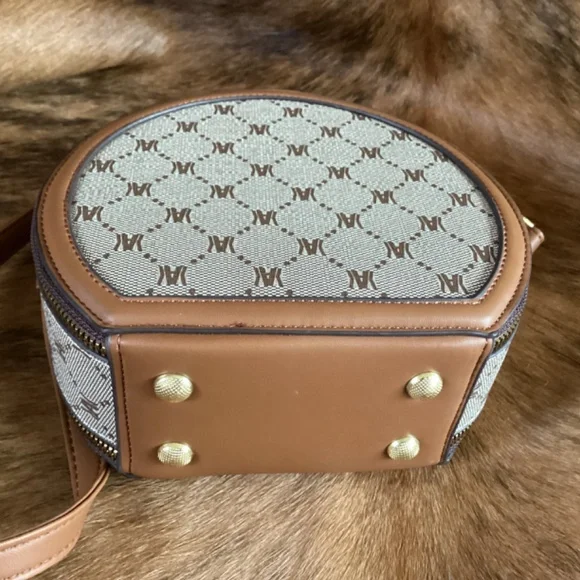 FIDM YIQBEI Monogram Round Crossbody Handbag - Picture 4 of 11